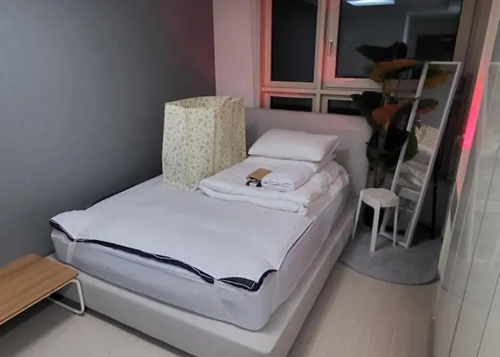 1-2308 #sinnonhyeon Stn Exit 9, 1-min #gangnam Stn, 5-min #ott #concierge Gangnam Managed Apartment